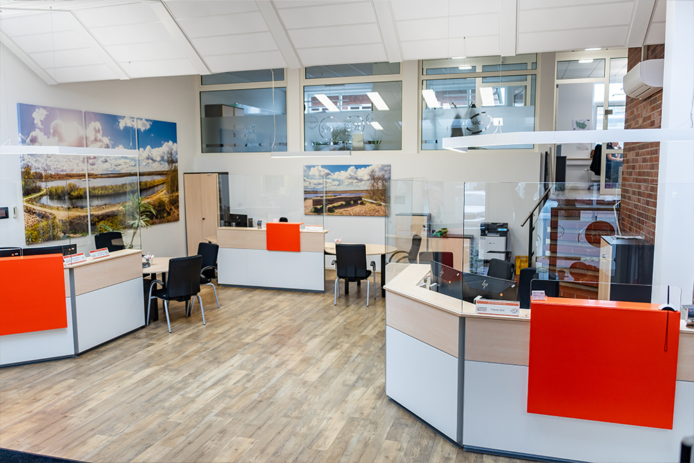 Großraumbüro mit Arbeitsplätzen der Stadtwerke Quickborn
